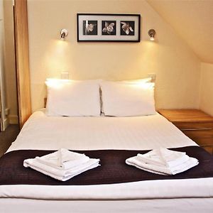 Habitación Estándar con Cama King